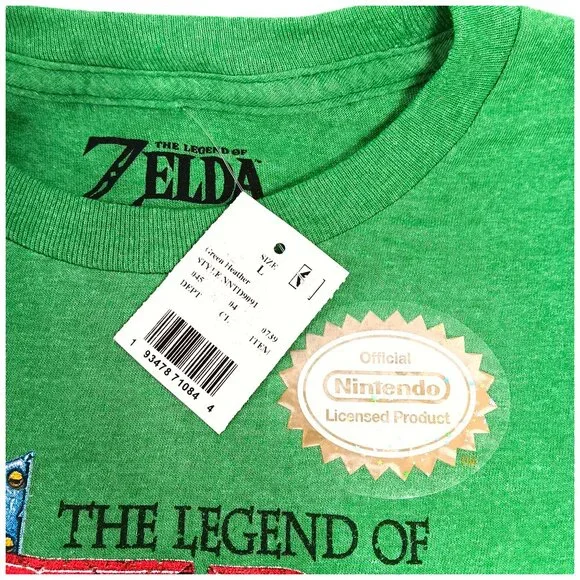 NINTENDO- Zelda- Men's T-shirt with Link Character-- SIZE LARGE--Green- Red - Picture 10 of 10